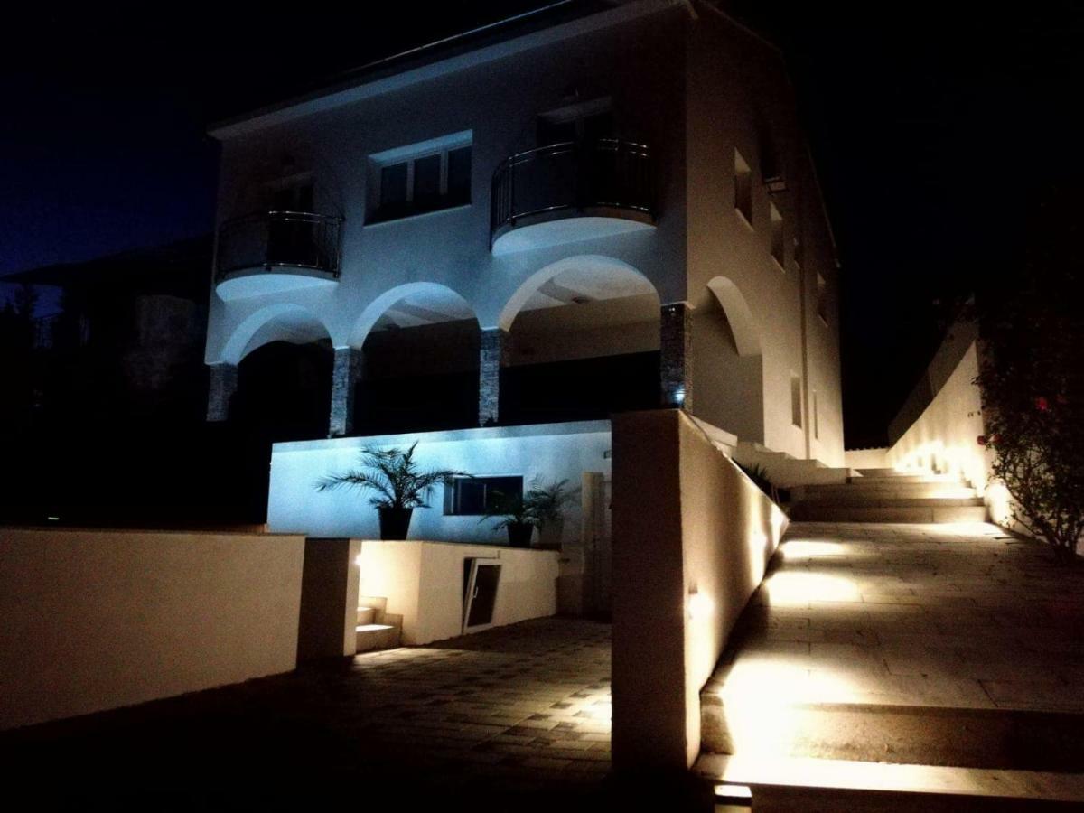 Villa Infinity Pinezići Exteriör bild