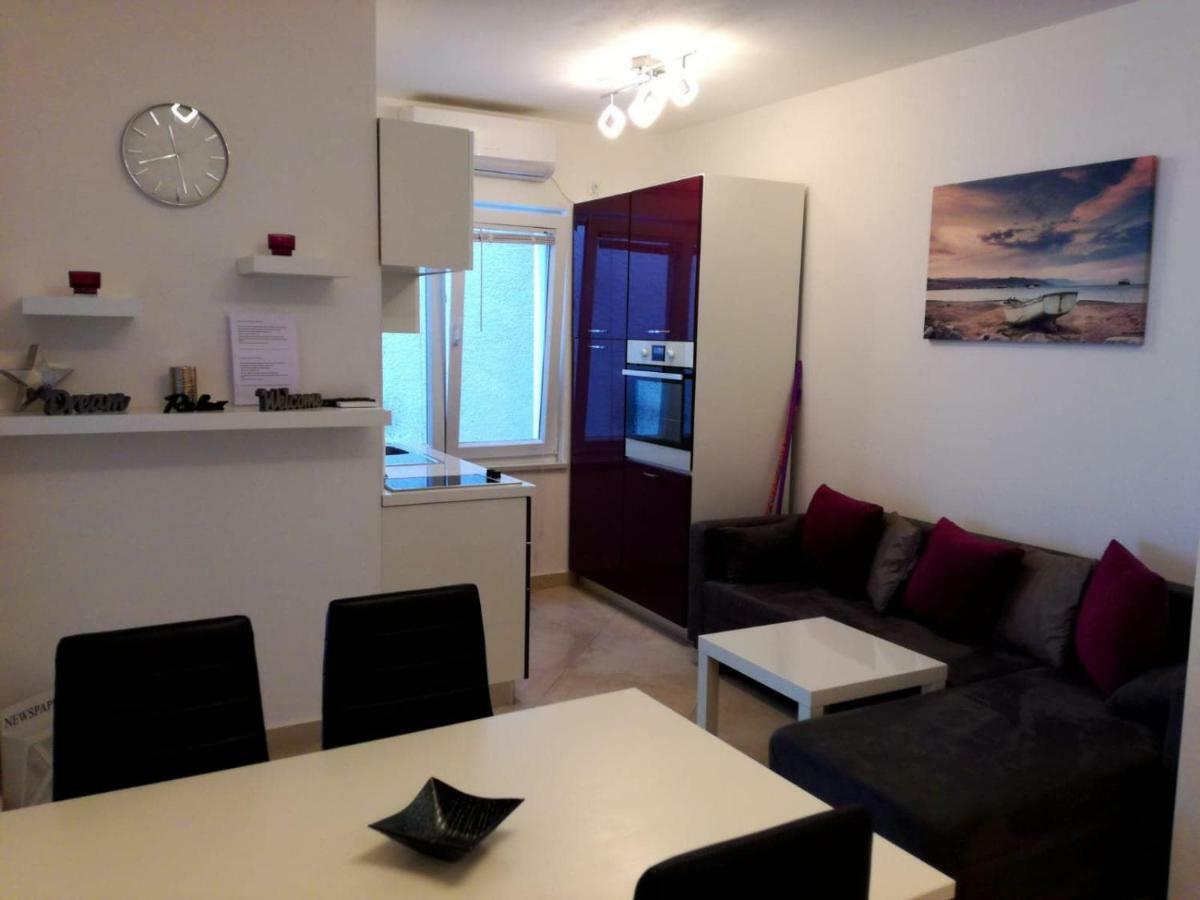 Villa Infinity Pinezići Exteriör bild